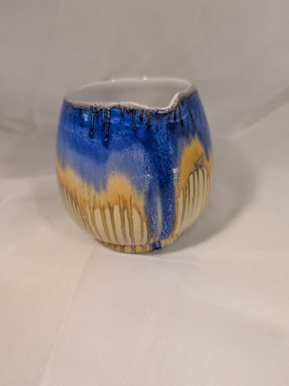 SHELLEY CREAMER / MILK JUG Stunning Blue and Yellow with Drip Glaze circa 1930s - Picture 6 of 9